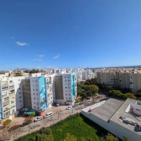 Casa Mural إِستيبونا